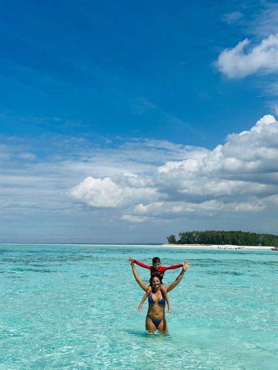 From Kendwa/Nungwi: Mnemba Snorkel Trip and dolphins | ®ExcursionMania