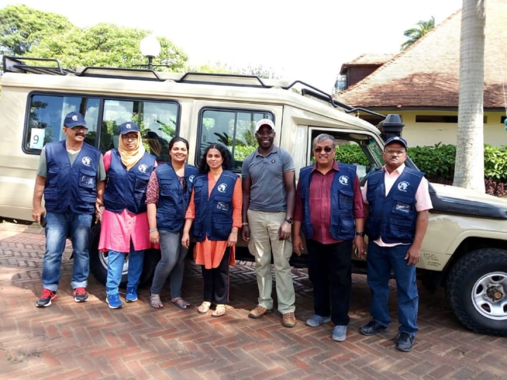 From Mombasa: Tsavo National Park Full-Day Group Trip | ®ExcursionMania