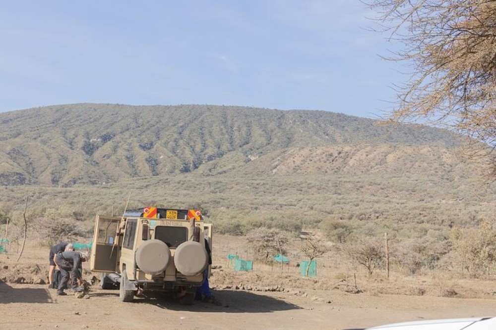 Day Trip to Hells Gate & Optional Boat Ride at Lake Naivasha | ®ExcursionMania
