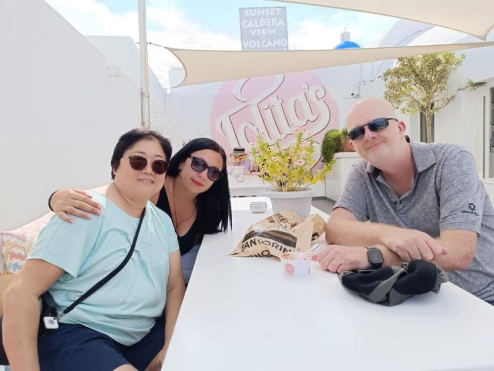 Santorini: Small Group Sightseeing Tour with a Local Guide | ®ExcursionMania