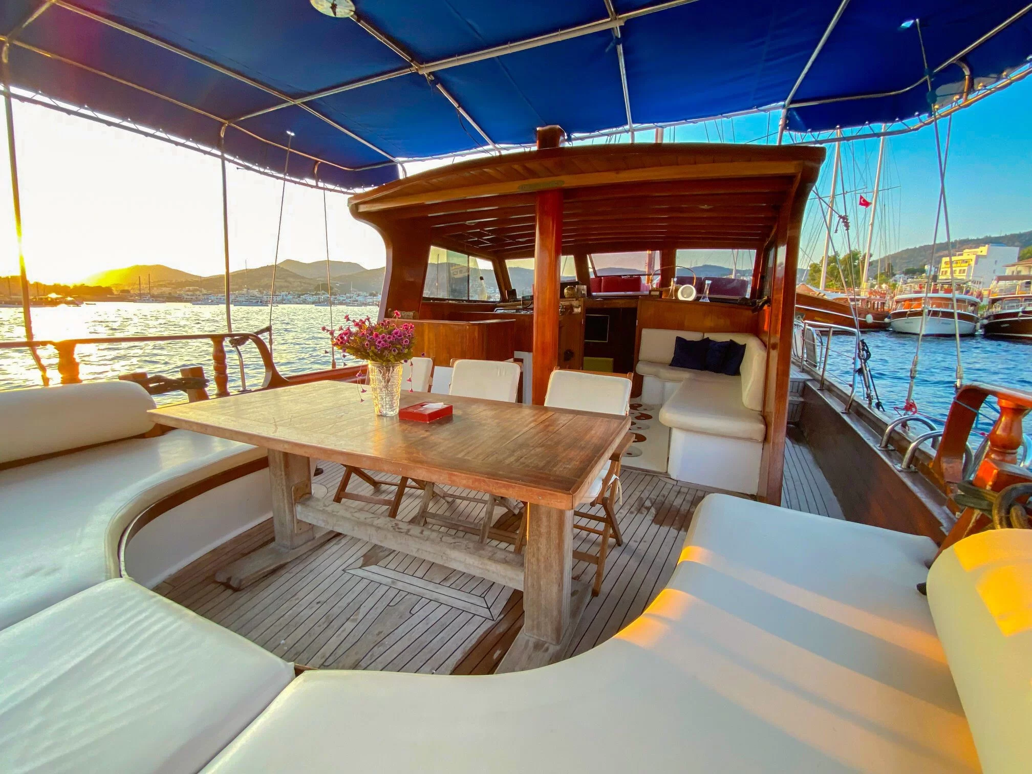 Private VIP Gulet Boat Tour With Lunch in Bodrum For 6 Hour | ®ExcursionMania