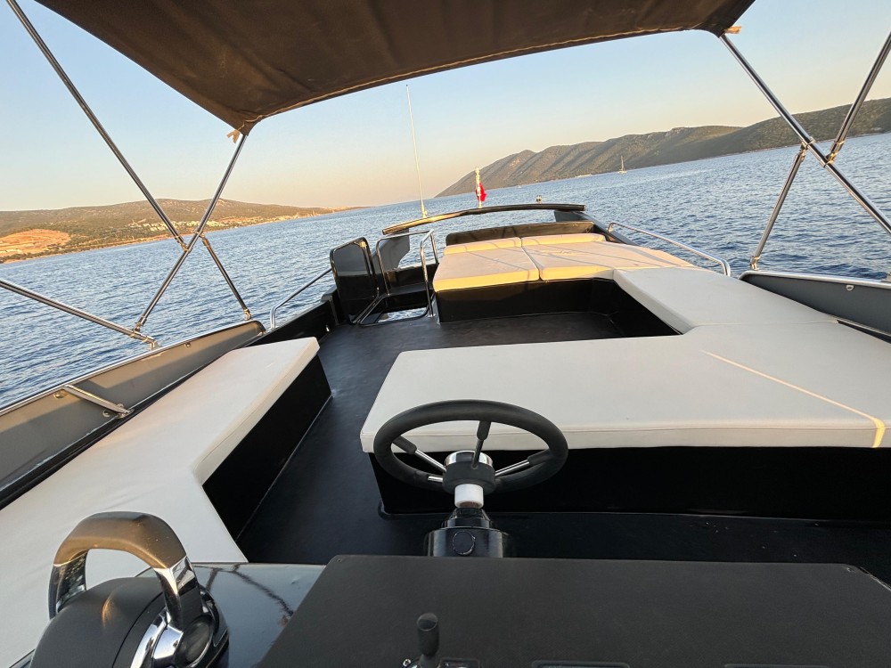 Private VIP Motoryacht Charter in Bodrum For 6 Hours With Lunch | ®ExcursionMania