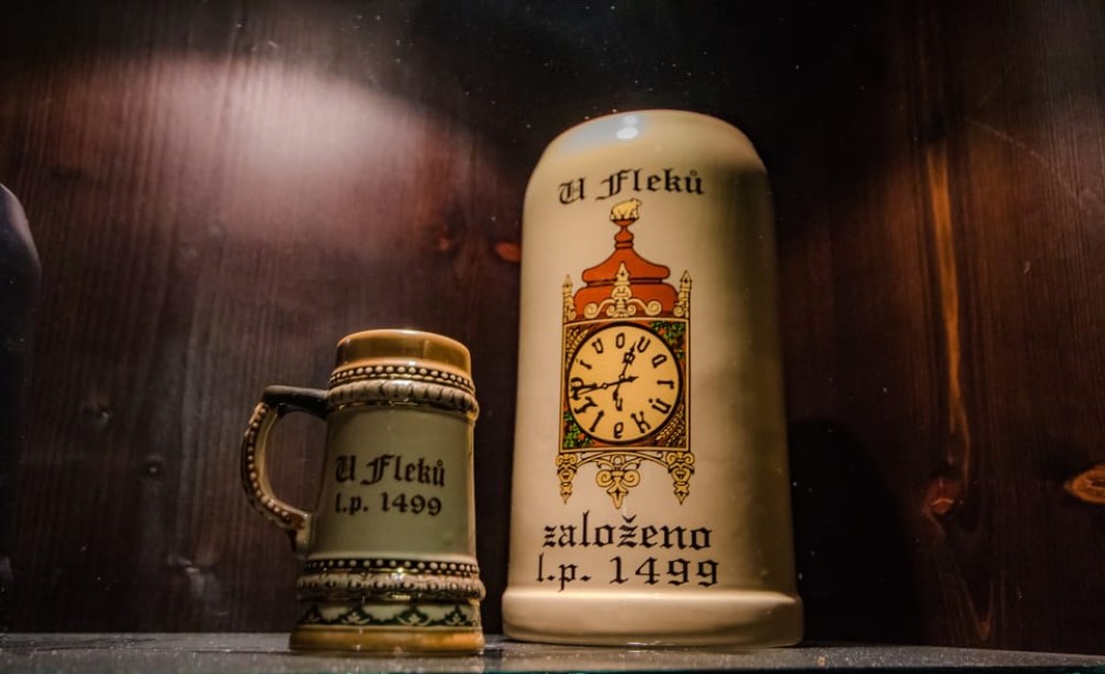 Prague: Legendary Beer Tour with Dinner | ®ExcursionMania