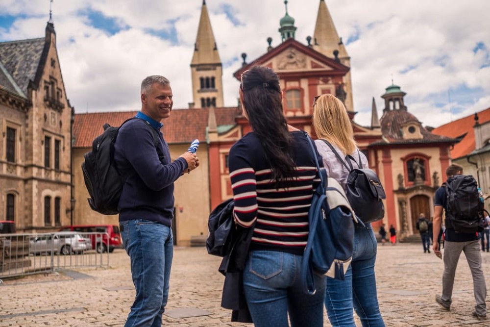 Prague: 6-Hour Tour with River Boat Cruise and Lunch | ®ExcursionMania