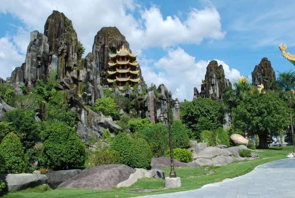 Lady Buddha, Marble Mountains, Coconut Jungle & Hoian City Tour | ®ExcursionMania