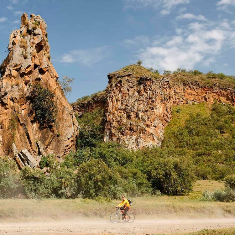 Day Trip -Hells Gate & Lake Naivasha With Boat Ride From Nairobi | ®ExcursionMania