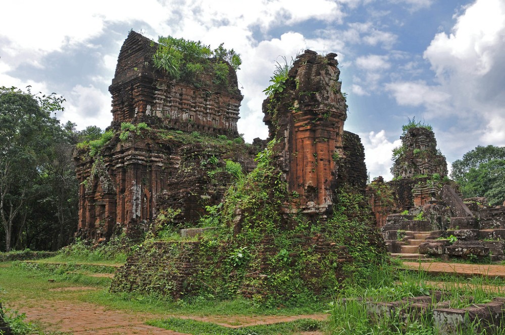 Amazing My Son Sunset Deluxe Small Group tour | ®ExcursionMania