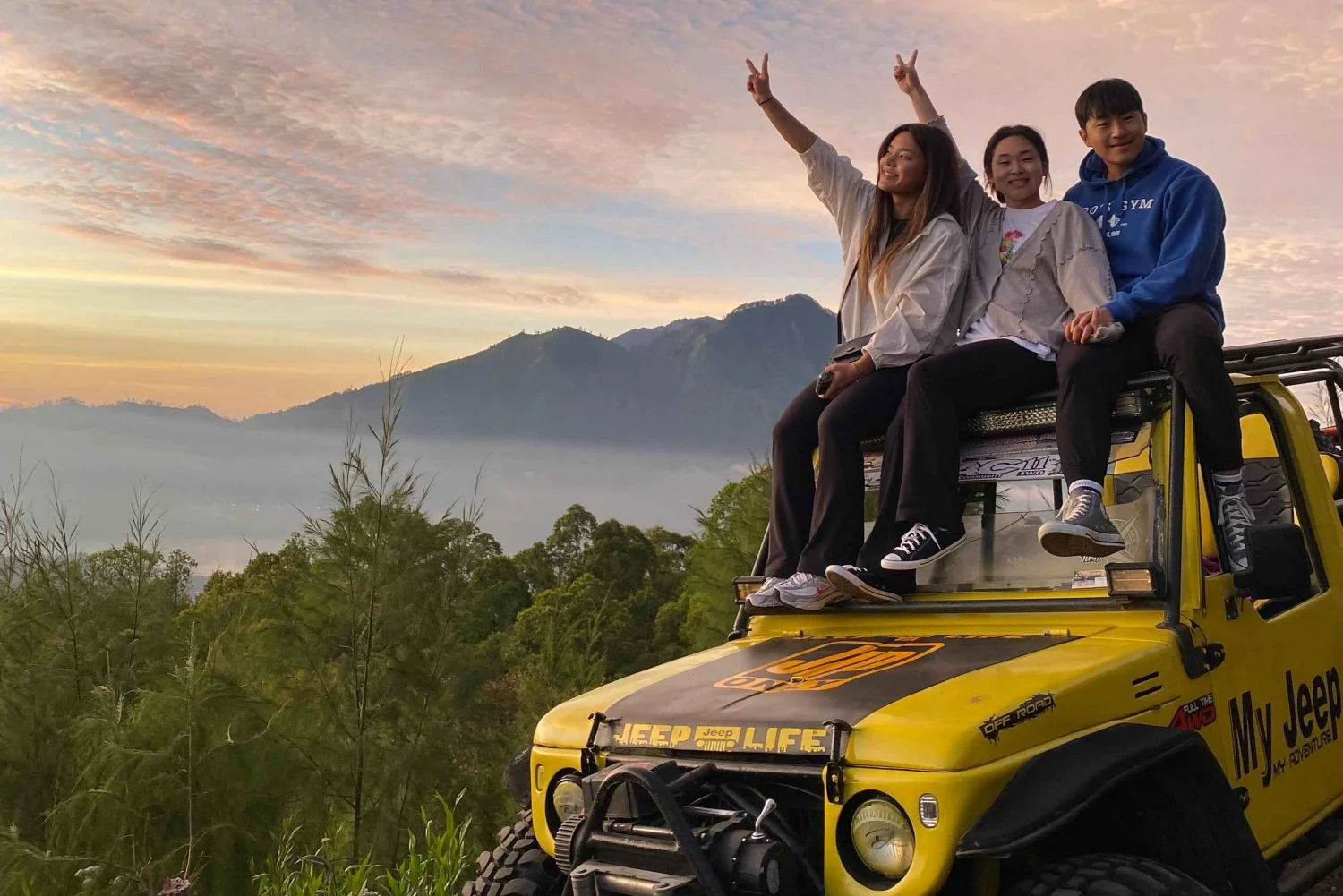 Bali: Sunset Mount Batur Jeep and Hot Spring All Inclusive | ®ExcursionMania