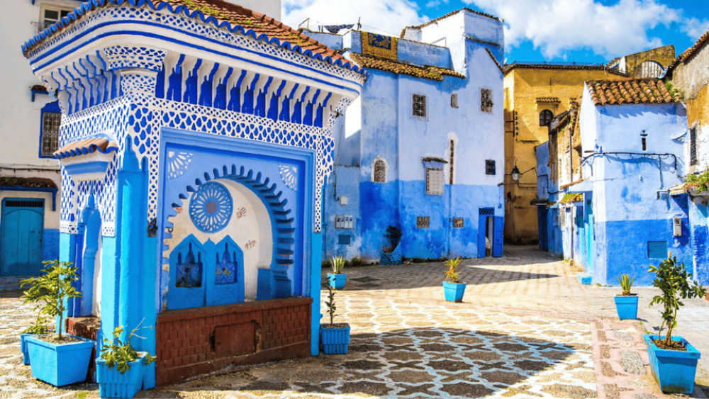 From Fes: Transfer to Tangier passing by Chefchaouen | ®ExcursionMania