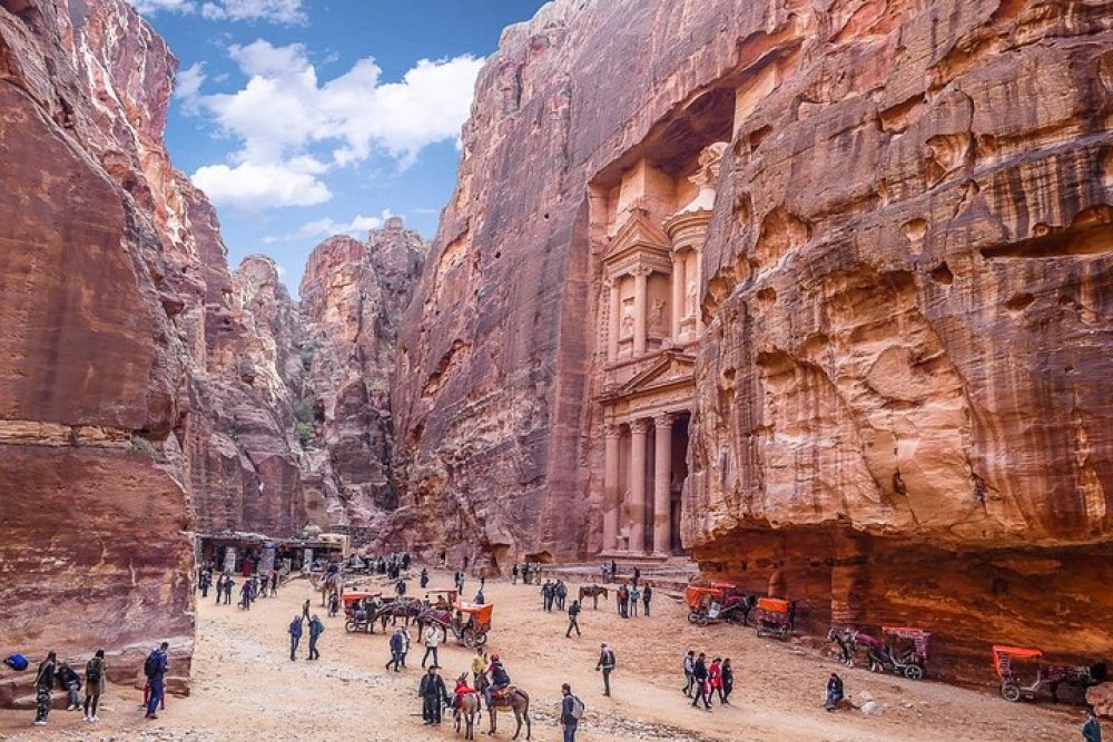 2 Day Private Tour to Petra and Wadi Rum from Amman | ®ExcursionMania