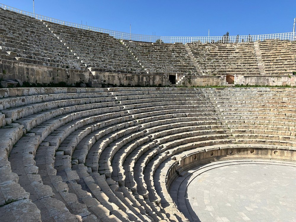 From Amman: Private Full Day Tour Jerash Ajloun & Um Qais | ®ExcursionMania