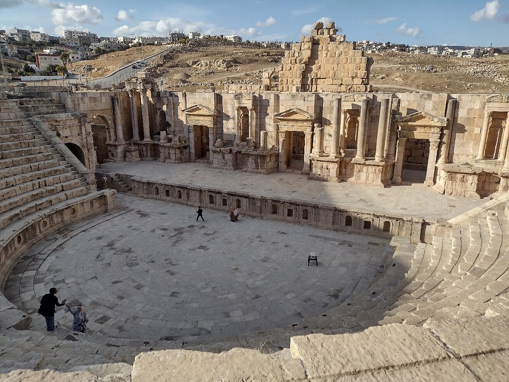 From Amman :Private full day tour to Jerash ,Ajoune and Um Qais | ®ExcursionMania