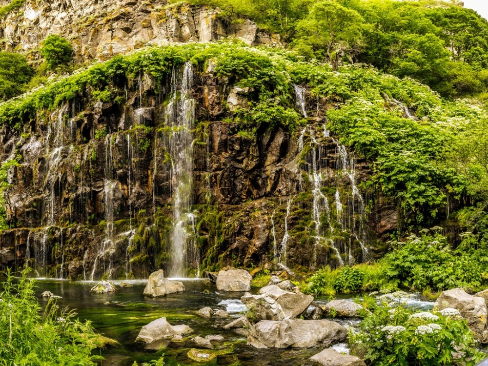 From Tbilisi: Diamond Bridge and Dashbashi Canyon Day Trip | ®ExcursionMania