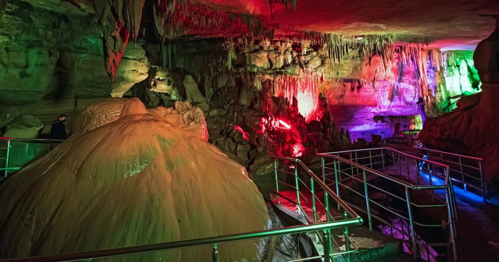 From Tbilisi: Kutaisi Canyons and Caves Full Day Tour | ®ExcursionMania