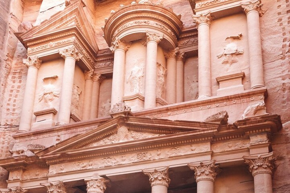 3 Days in Jordan Petra, Wadi rum and Dead sea | ®ExcursionMania