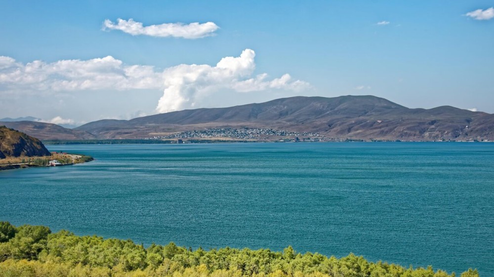 From Yerevan: Tsaghkadzor and Sevan Lake Guided Tour | ®ExcursionMania