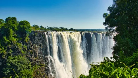 Guided Tour of the Victoria Falls - Scenic Photographic Tour | ®ExcursionMania