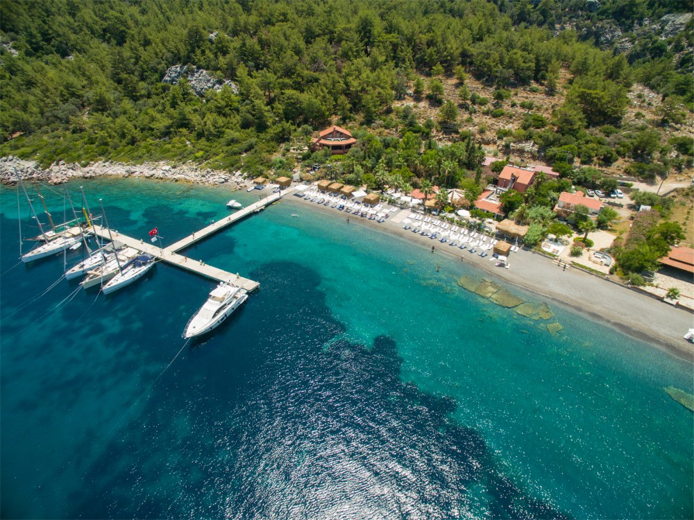 Marmaris: Boat Trip with Unlimited Drinks and BBQ Lunch | ®ExcursionMania