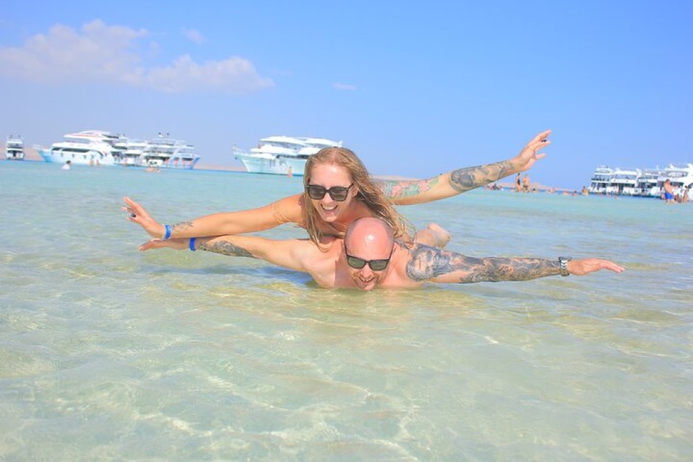 Ras Mohamed & White Island from Sharm El Sheikh by boat | ®ExcursionMania