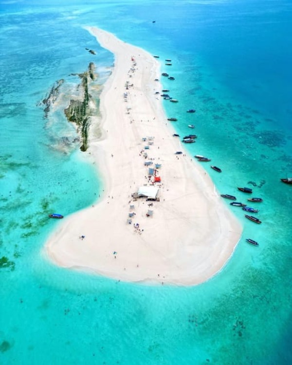 Zanzibar Snorkeling and Sandbank Picnic BBQ Lunch | ®ExcursionMania