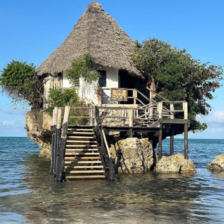 Zanzibar Jozaniforest, Kuza cave, Blue lagoon, Rock Restaurant | ®ExcursionMania