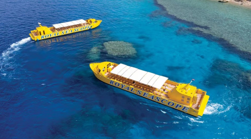 Hurghada: Royal Seascope Submarine Cruise with Snorkel Sto | ®ExcursionMania