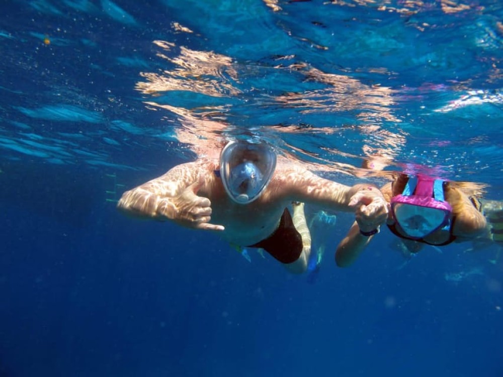 Sharm El Sheikh: Ras Mohamed Cruise with Snorkeling & Lunch | ®ExcursionMania