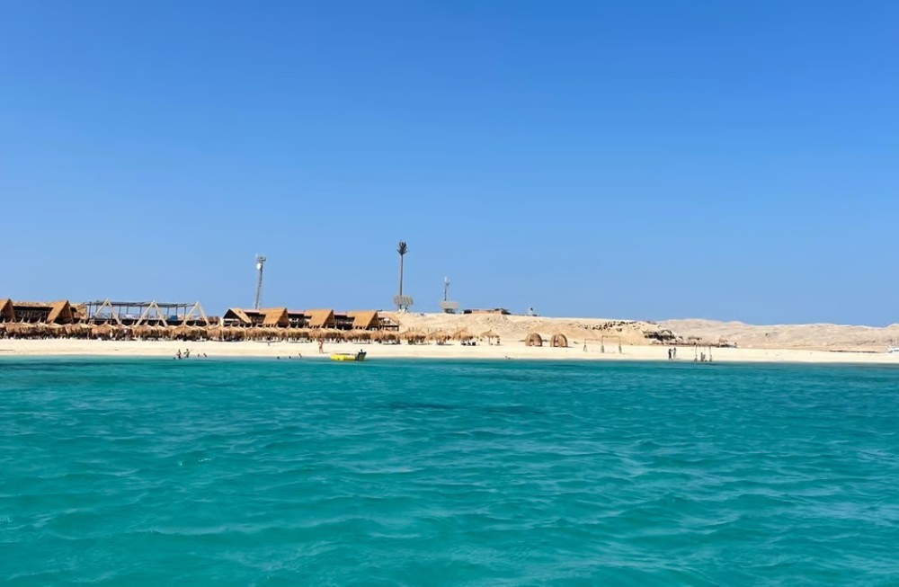 Hurghada: Luxury Orange Bay Cruise with Lunch & Snorkeling | ®ExcursionMania