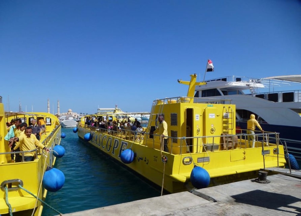 Cairo: Ain Sokhna Semi-Submarine with optional Transfer | ®ExcursionMania