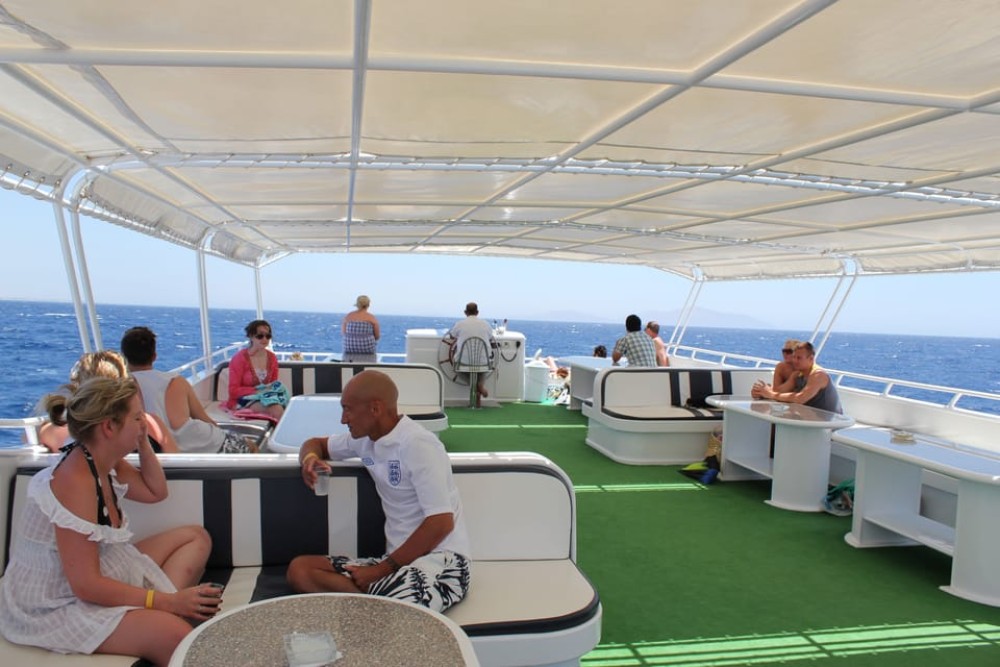 Sharm El-Sheikh: Luxury Ras Mohammed & White Island Cruise | ®ExcursionMania