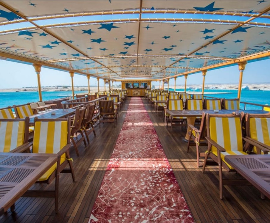 Marsa Alam: Nefertari Cruise with Snorkeling & Lunch/dinner | ®ExcursionMania