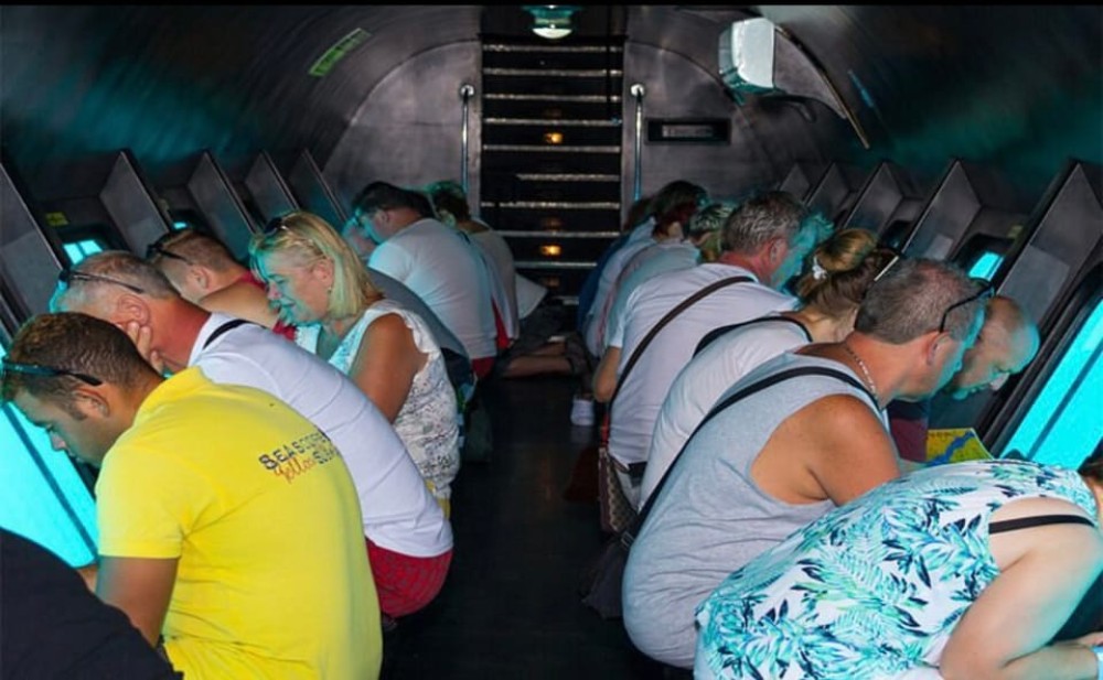 Dahab: Royal seascope Semi-Submarine Cruise | ®ExcursionMania