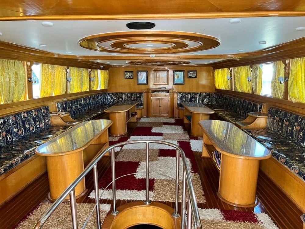 From Sharm: Ras Mohammed Cruise with Island Visit and Lunch | ®ExcursionMania
