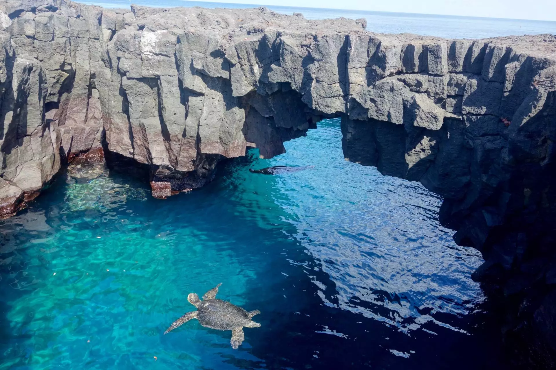Cultural Tour on Santiago Island | ®ExcursionMania