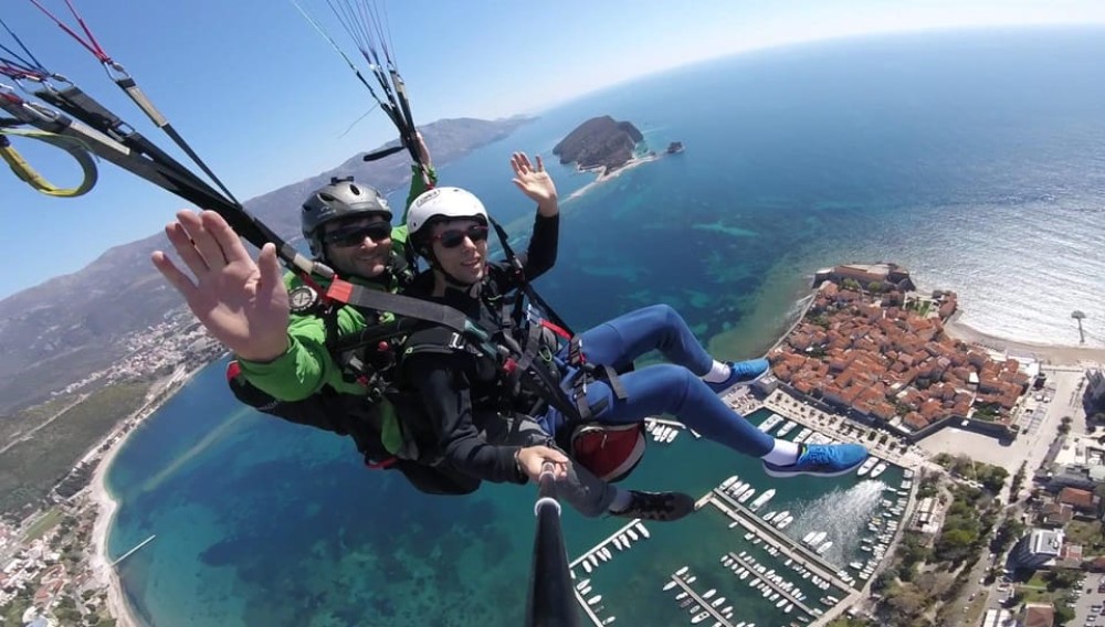Paragliding Montenegro: Air Excursion Over Budva Old Town | ®ExcursionMania