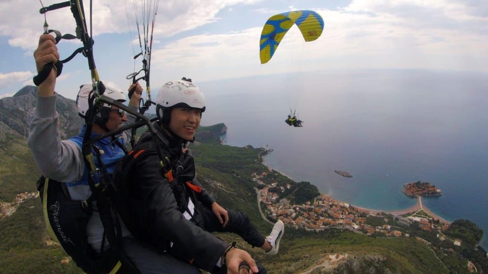 Paragliding Montenegro: Sveti Stefan Air Excursion | ®ExcursionMania