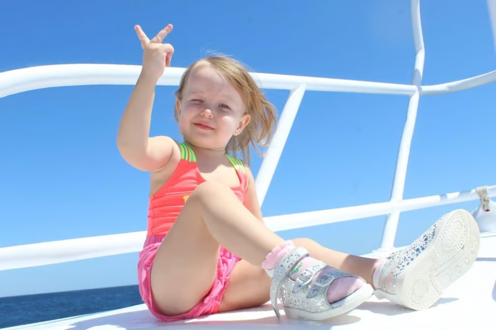 Hurghada: Intro Diving & Snorkeling Tour with Lunch & Drinks | ®ExcursionMania