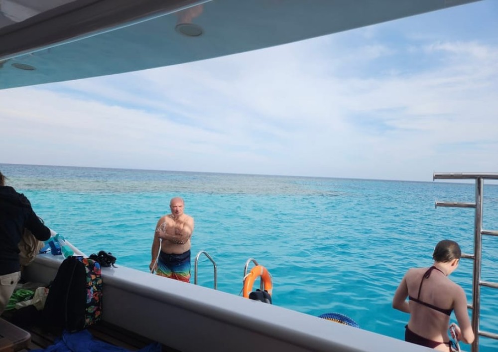Sharm el-Sheikh: Ras Mohammed Elite VIP Cruise and BBQ Lunch | ®ExcursionMania