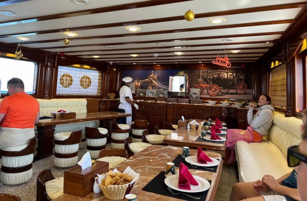 Sharm el-Sheikh: Ras Mohammed Elite VIP Cruise and BBQ Lunch | ®ExcursionMania