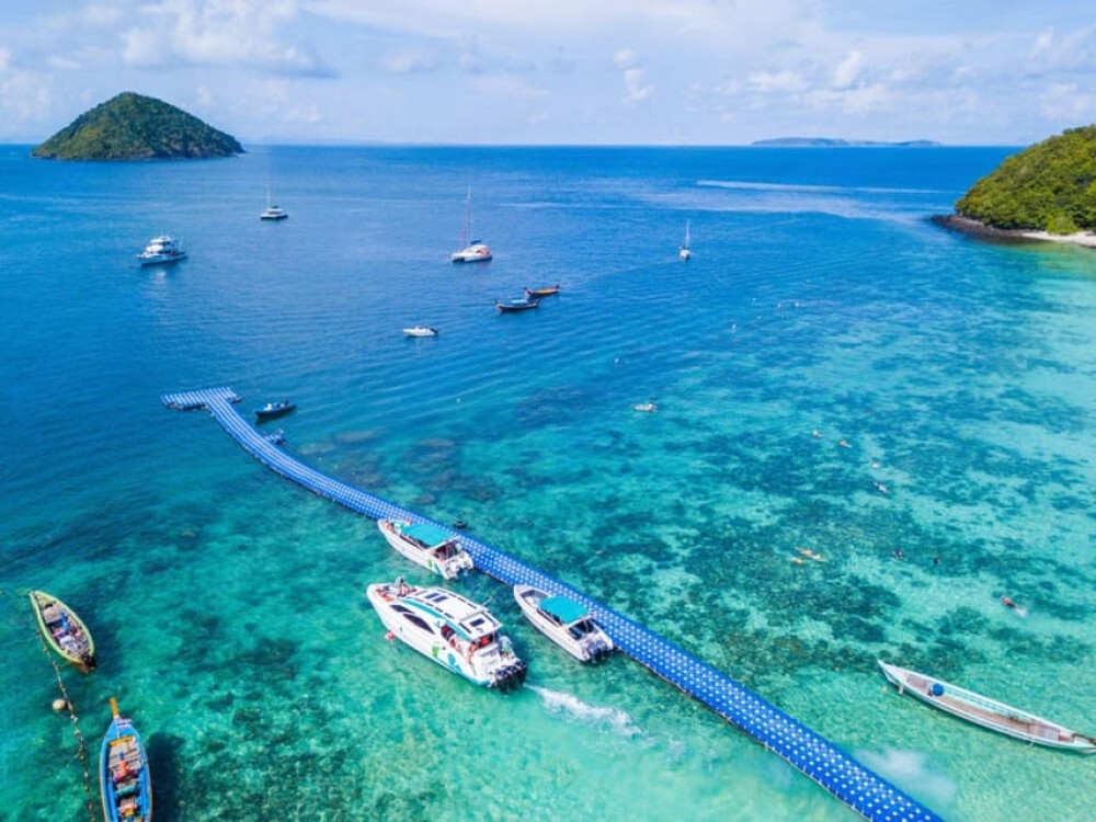 Phuket: Racha Island and Coral Islands  Scuba Beach Dive | ®ExcursionMania