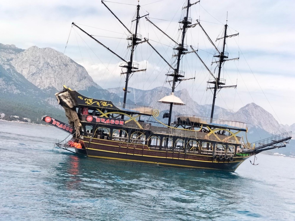 From Antalya: Red Dragon Pirate Boat Tour w/Hotel Transfer | ®ExcursionMania