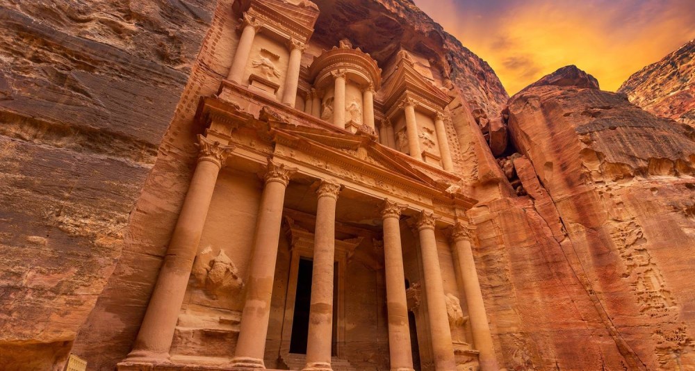 From Amman: Full day Petra & Wadi Rum Tour | ®ExcursionMania