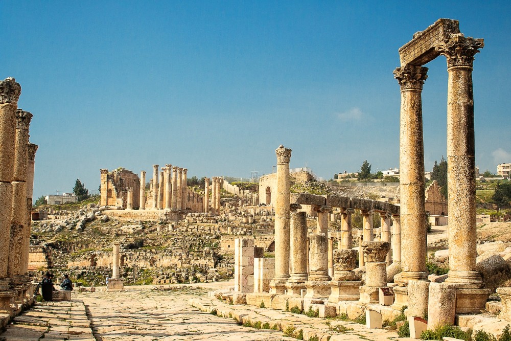 From Amman:Private Jerash, Ajloun Castle, and Umm Qais Tour | ®ExcursionMania