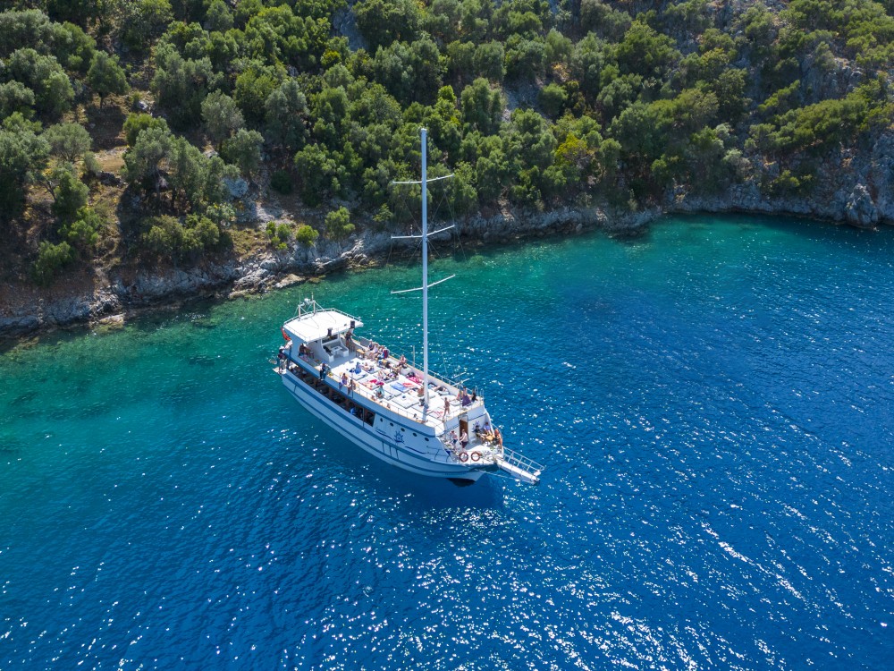 From Fethiye: 12 Islands Boat Trip w/Hotel transfer and Lunch | ®ExcursionMania