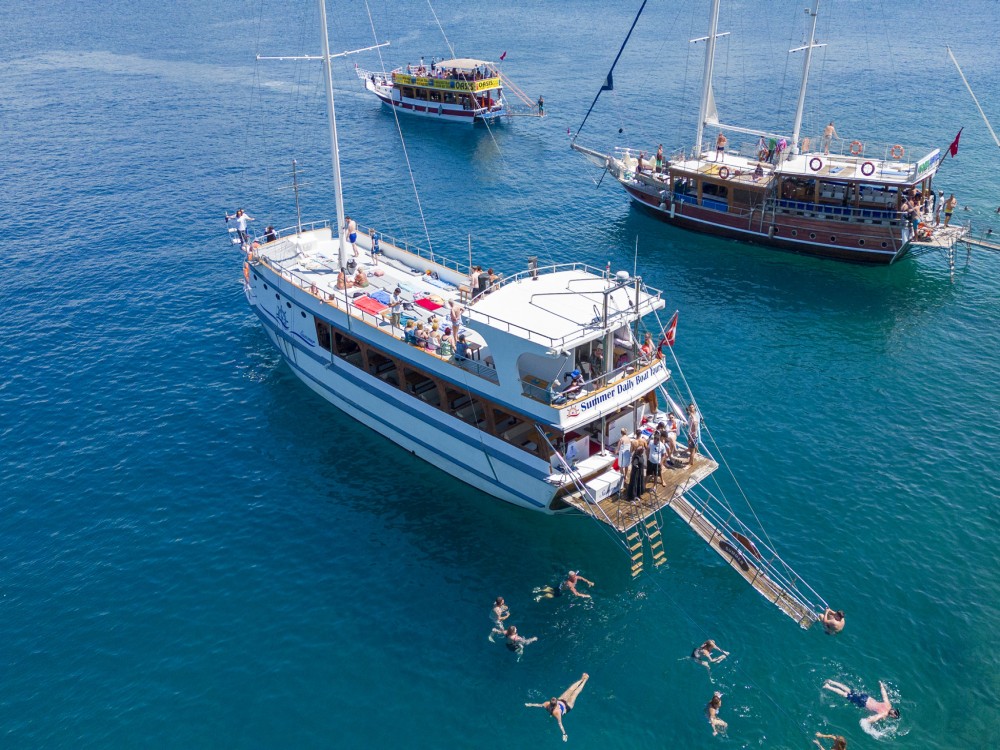 From Fethiye: 12 Islands Boat Trip w/Hotel transfer and Lunch | ®ExcursionMania
