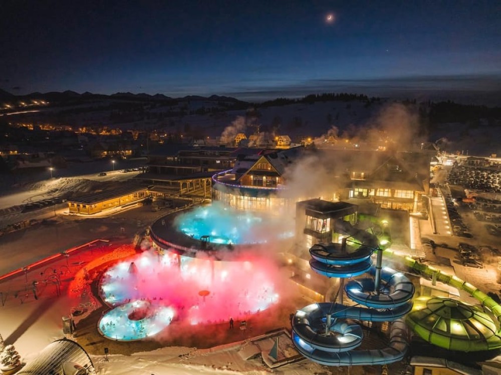 Krakow: Zakopane Tour with Thermal Pools and Hotel Pickup | ®ExcursionMania