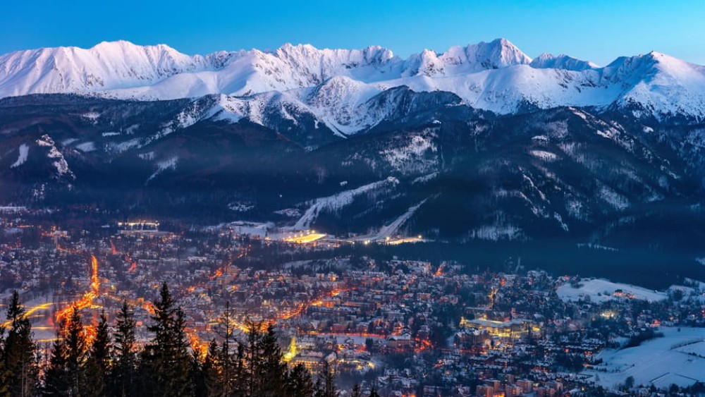 Krakow: Zakopane Tour with Thermal Pools and Hotel Pickup | ®ExcursionMania