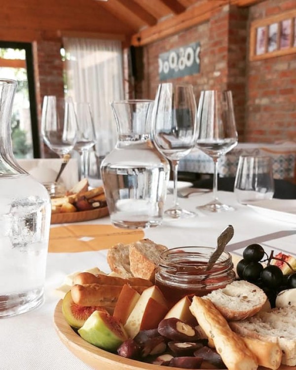 Kutaisi uncorked: Wine Tasting at a local Family Home | ®ExcursionMania