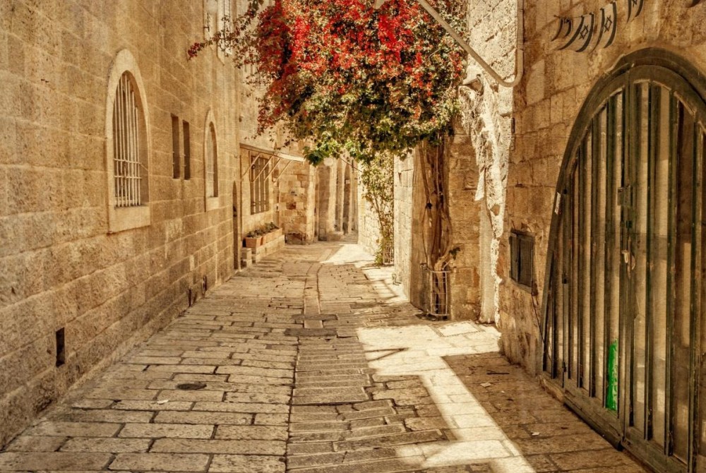Krakow: Jewish Quarter and Schindlers Factory Guided Tour | ®ExcursionMania