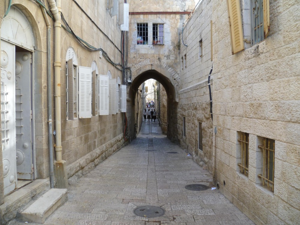 Krakow: Jewish Quarter and Schindlers Factory Guided Tour | ®ExcursionMania